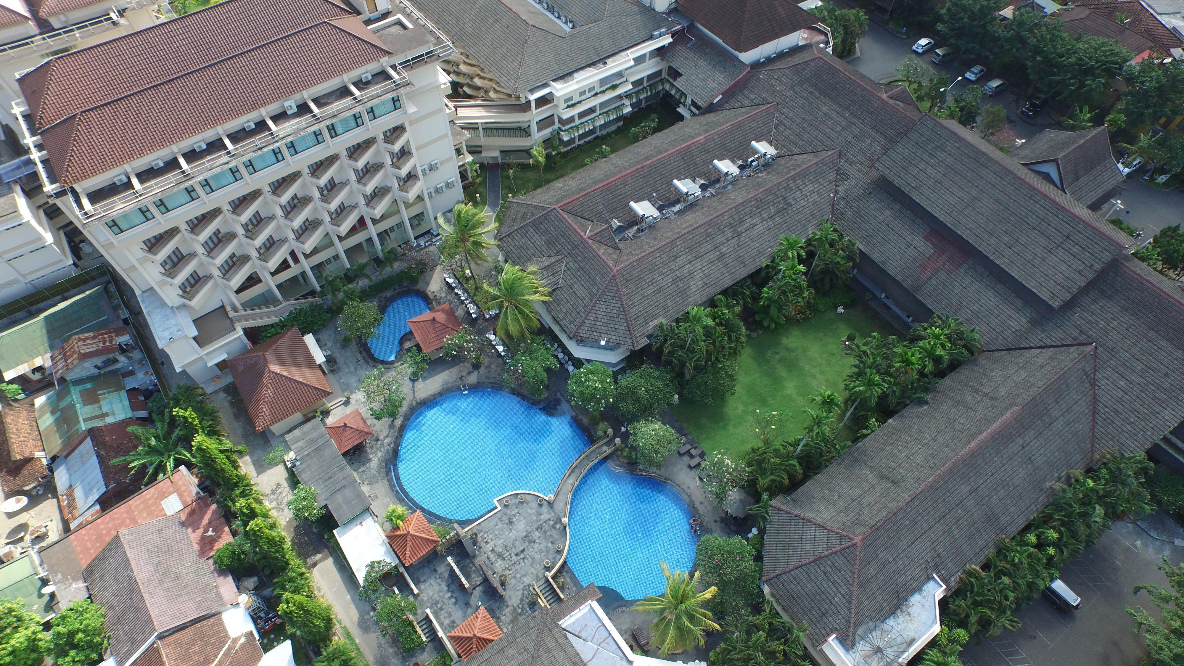 Lombok Raya Hotel Mataram Exterior foto